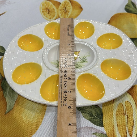Vintage Easter deviled eggs dish, spring chick theme with eight egg sections - Picture 13 of 13